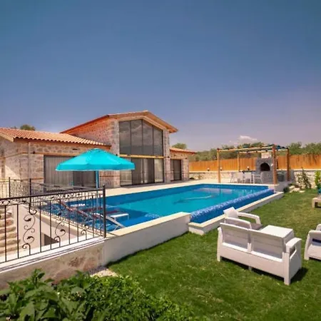 Vilă Dolfin With Jacuzzi And Private Pool